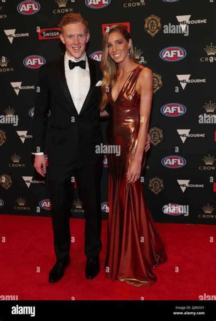 
Clayton Oliver Partner Sophie Harmer Age Difference and Dating Life 