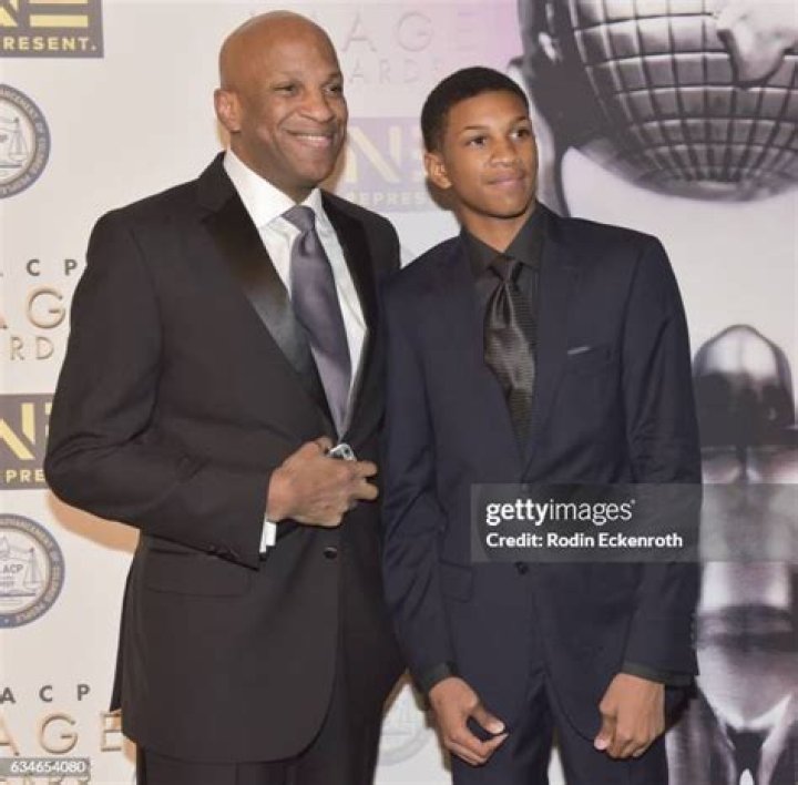 Does Donnie Mcclurkin Have A Child? Son Matthew Mcclurkin – Is He Married?