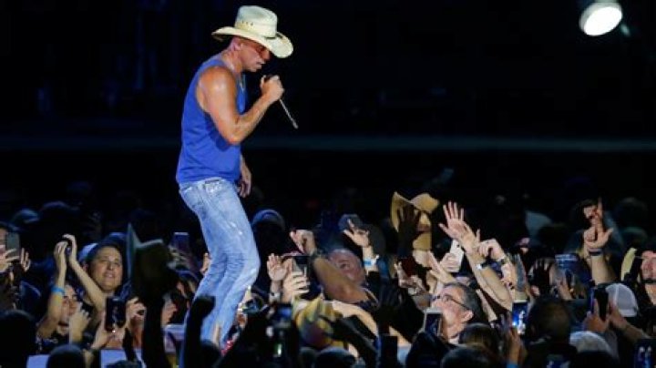 Does Kenny Chesney Have Cancer? Singer And Songwriter Health Issues Discussed