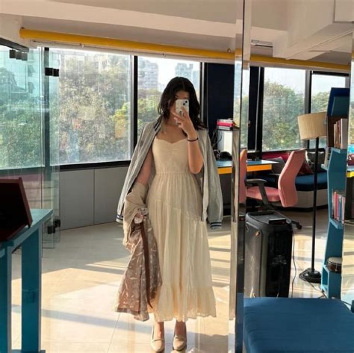 
Eva Gini Height, Weight, Net Worth, Age, Birthday, Wikipedia, Who, Nationality, Biography 