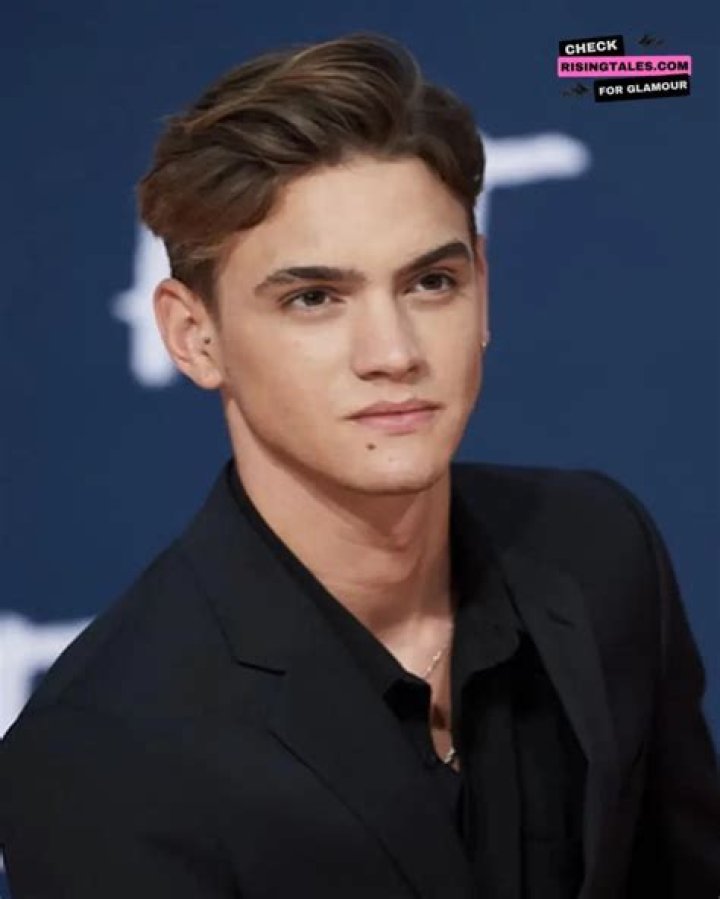 
Gabriella Guevara Height, Weight, Net Worth, Age, Birthday, Wikipedia, Who, Nationality, Biography 