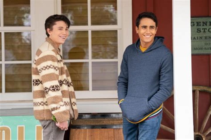 Is Anthony Turpel Gay? Sexuality And Partner – Does He Have A Boyfriend?