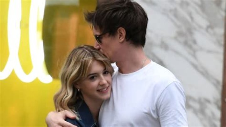 Is Daisy Edgar-Jones Dating Anyone In 2022? Relationship Timeline And Family Details Explained