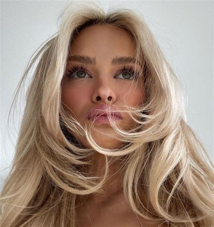 
Janae Roberts Height, Weight, Net Worth, Age, Birthday, Wikipedia, Who, Nationality, Biography 