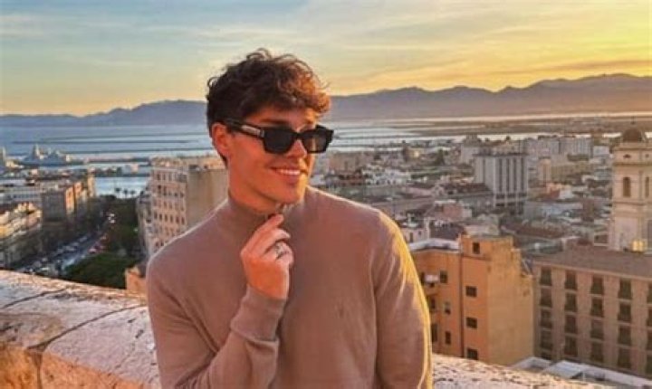 
Jennings Brower Height, Weight, Net Worth, Age, Birthday, Wikipedia, Who, Nationality, Biography 