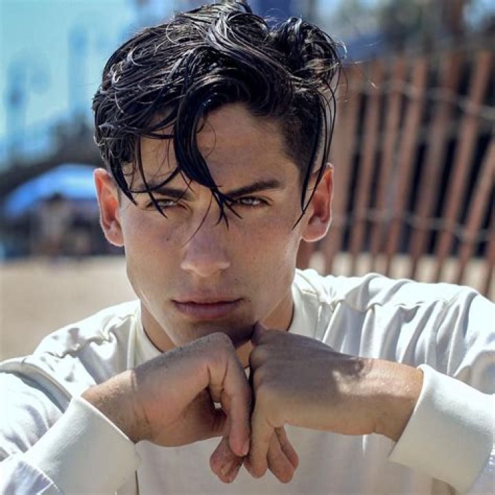 
Joey Itkin Height, Weight, Net Worth, Age, Birthday, Wikipedia, Who, Nationality, Biography 