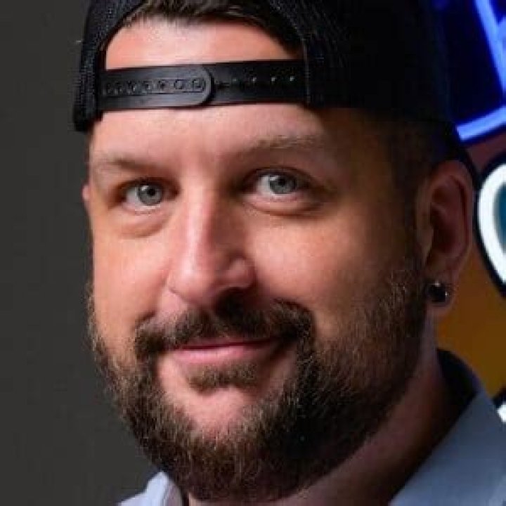 Josh Uploads of Fun Height, Weight, Net Worth, Age, Birthday, Wikipedia, Who, Nationality, Biography