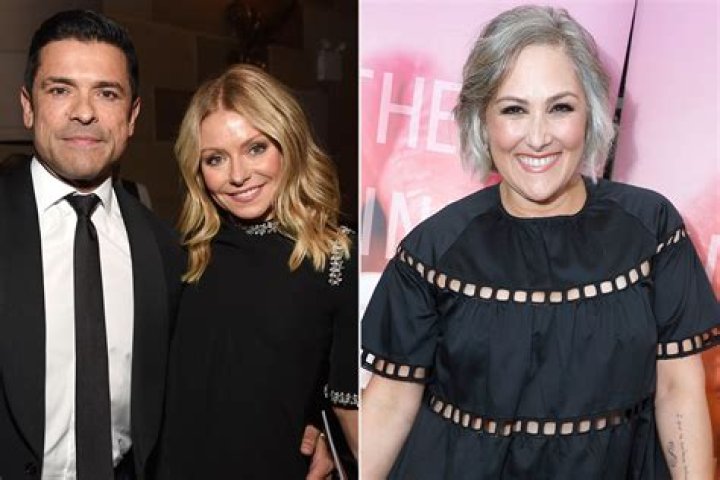 
Kelly Ripa Says Ricki Lake Was Her Reassuring Sign to Marry Mark Consuelos: ‘Like an Angel from God’ 