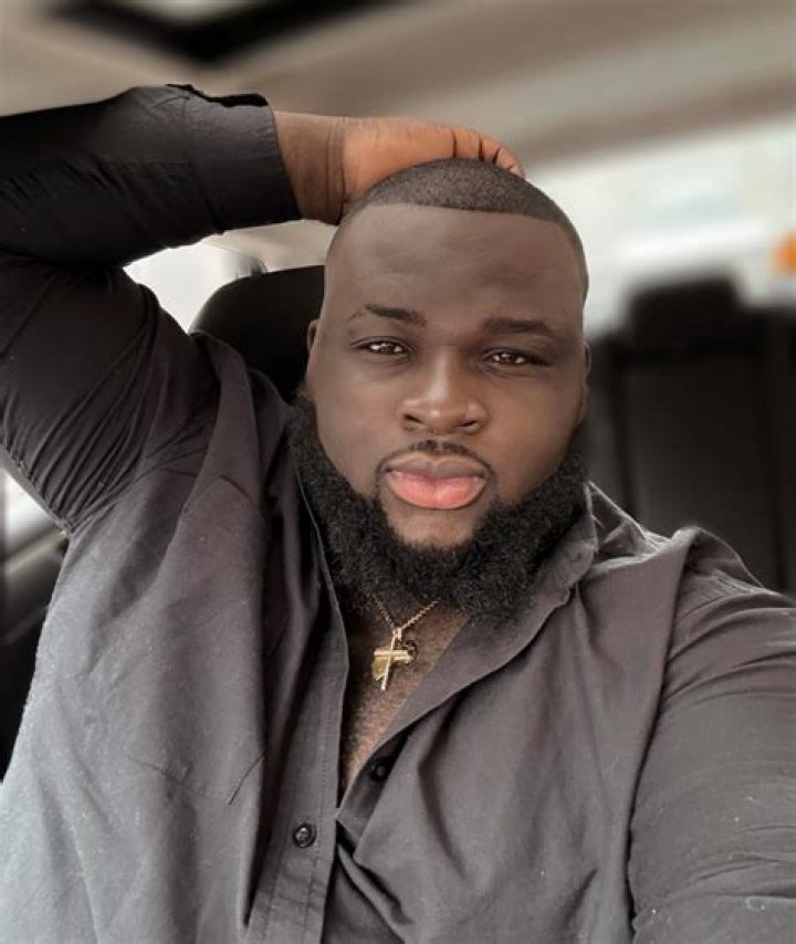 
Kofi Cockburn Height, Weight, Net Worth, Age, Birthday, Wikipedia, Who, Nationality, Biography 