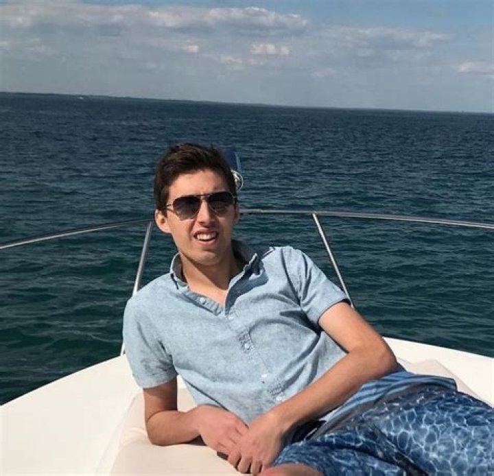 
LostNUnbound Height, Weight, Net Worth, Age, Birthday, Wikipedia, Who, Nationality, Biography 