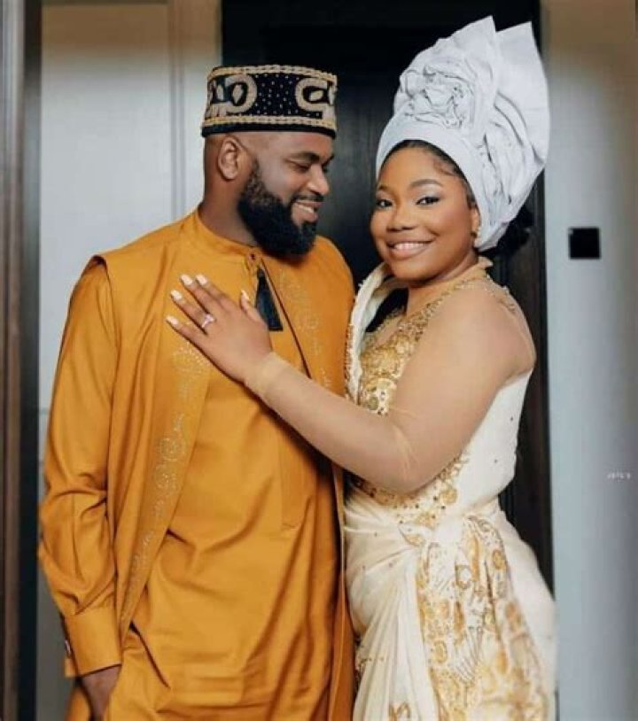 
Mercy Chinwo Shares Stunning Photos Of Herself With Her Hubby In Their New Traditional Attires 