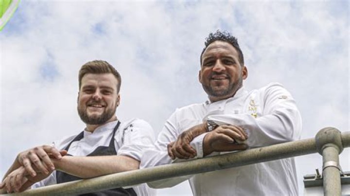 
Michael Caines Chef Accident: What Happened To The Great British Menu Judges’ Arm? 