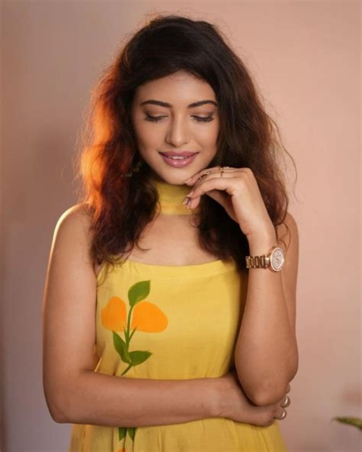 
Poonam Rajput Height, Weight, Net Worth, Age, Birthday, Wikipedia, Who, Nationality, Biography 