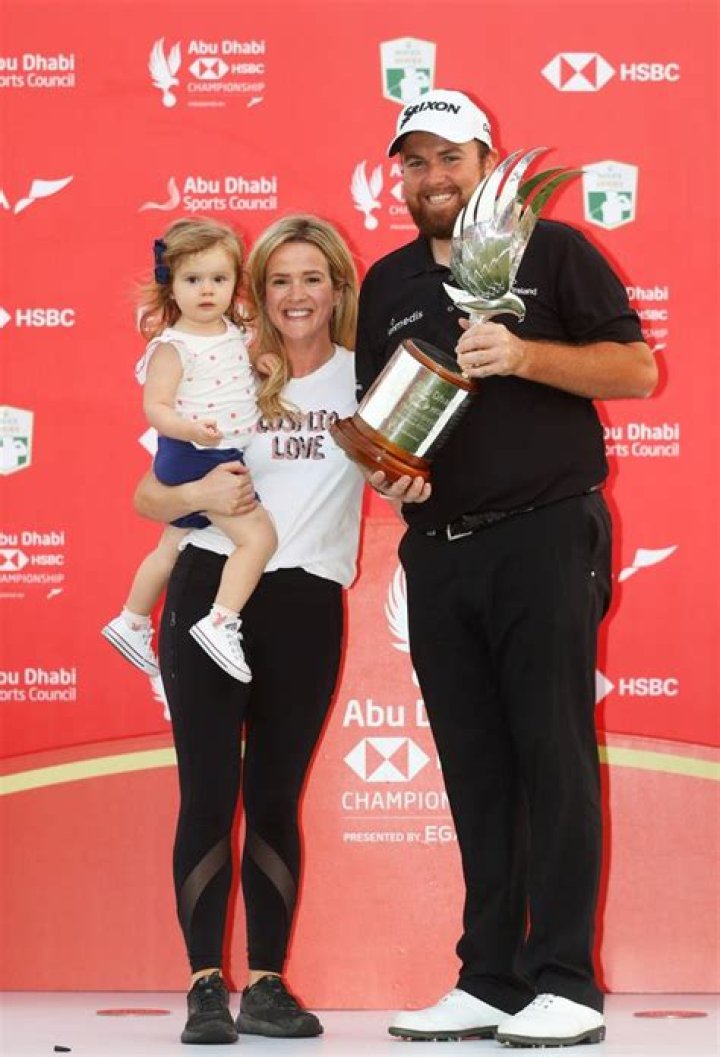 
Shane Lowry is Married to Wife: Wendy Honner. Kids 