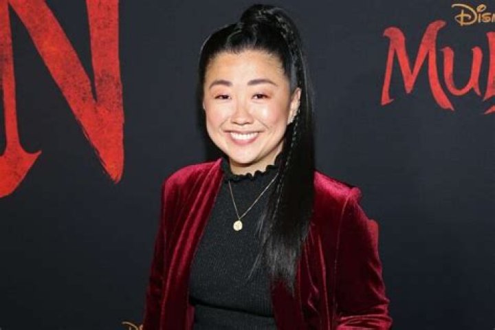 
Sherry Cola Partner – Is She Dating In 2023? Parents Ethnicity And Age 