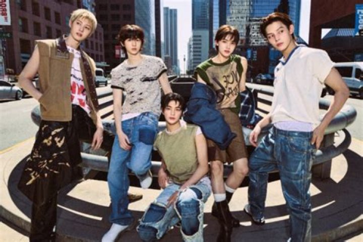 
Where Are Waffle Crew Members Now? Members Age And Names 