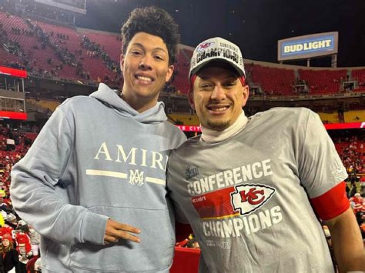 Who are Patrick Mahomess Parents? Patrick Mahomes Biography, Parents Name, Nationality and More
