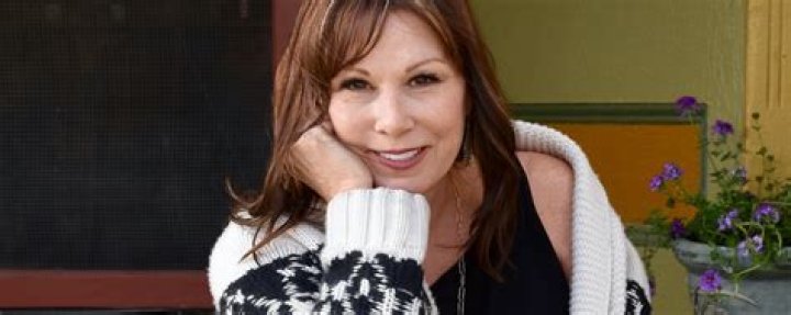 Who Is Bonnie Raitt’s Partner? The Rollercoaster’ Love Life