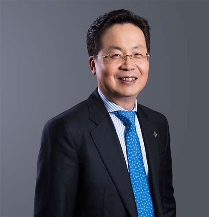 
Who is Henry Zhao? Hunter Biden was reportedly sitting with Joe Biden while demanding payment from Chinese businessman 