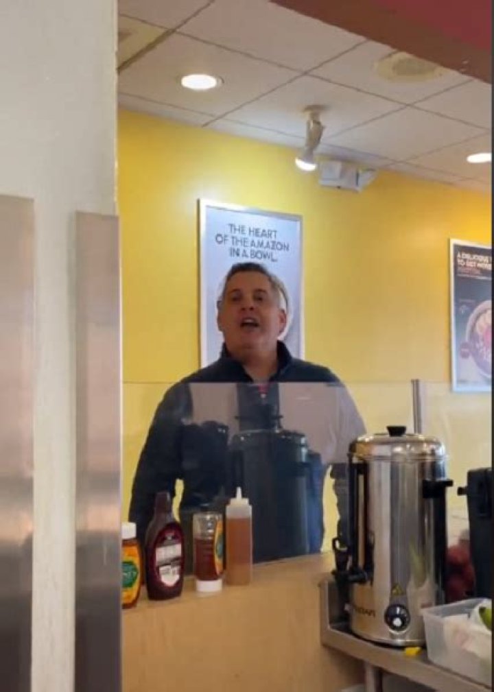 
Who Is Jim Iannazzo From Merrill Lynch? Racist Video On Twitter, Throwing Smoothie At Teen 