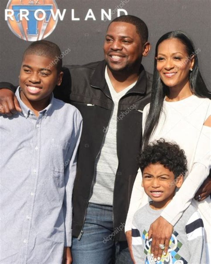 Who Is Mekhi Phifer Brother Fernando Cameron? Meet His Family