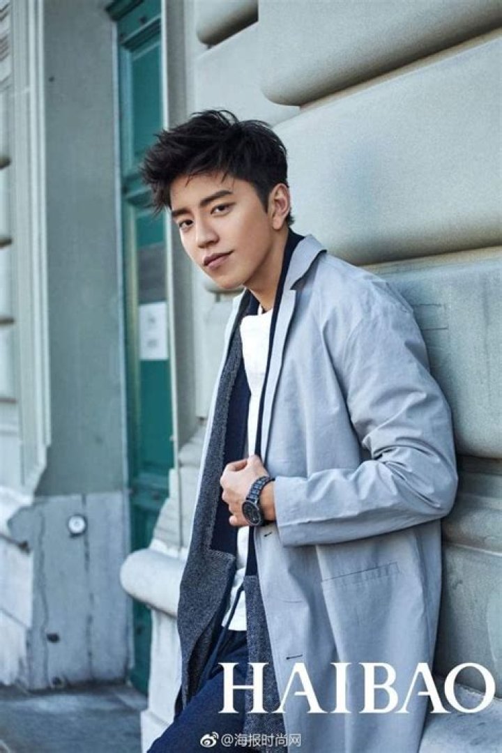 
Xinjun Zhang Height, Weight, Net Worth, Age, Birthday, Wikipedia, Who, Nationality, Biography 