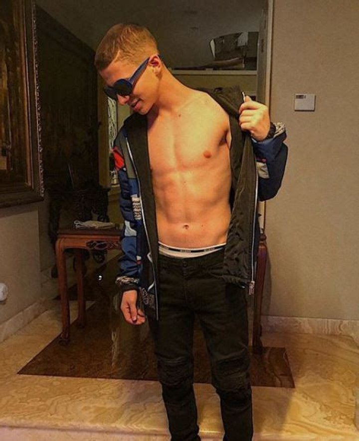 Zach Clayton Height, Weight, Net Worth, Age, Birthday, Wikipedia, Who, Nationality, Biography